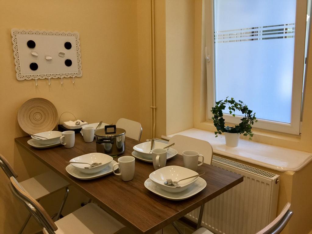 Entire Luxury Apartment In The City Center Boedapest Buitenkant foto